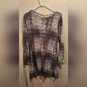 Chic Long Sleeve Tunic in Gray and Black